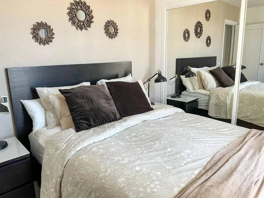 Elegant 2-Bedroom Apartment With Beautiful Views Benalmadena Spain