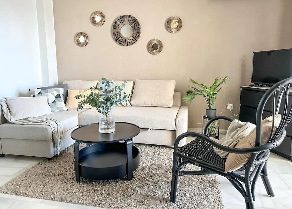 Elegant 2-Bedroom Apartment With Beautiful Views Benalmadena Spain
