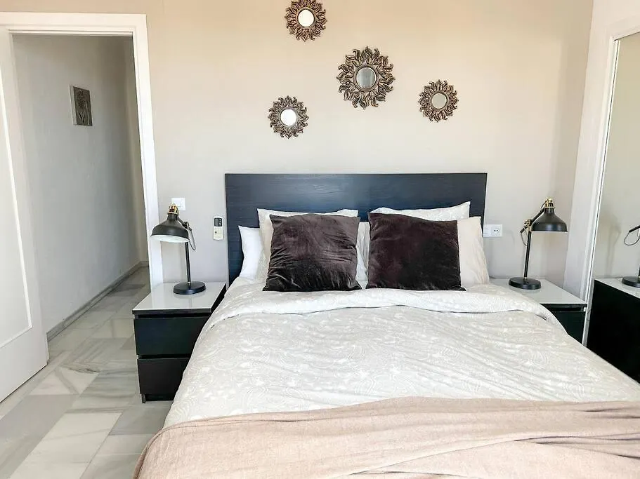 Elegant 2-Bedroom Apartment With Beautiful Views Benalmadena