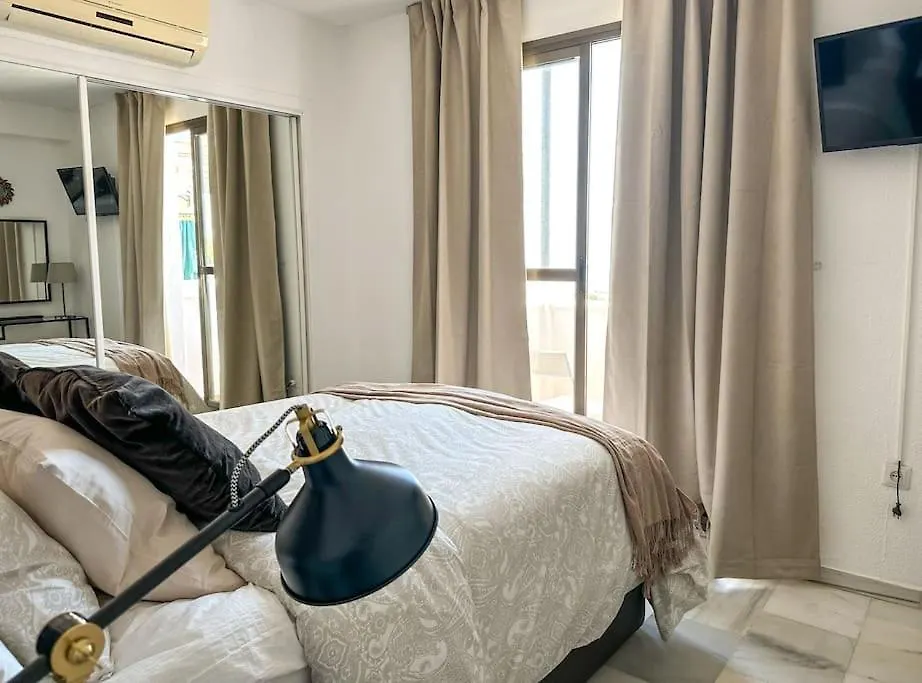 Elegant 2-Bedroom Apartment With Beautiful Views Benalmadena